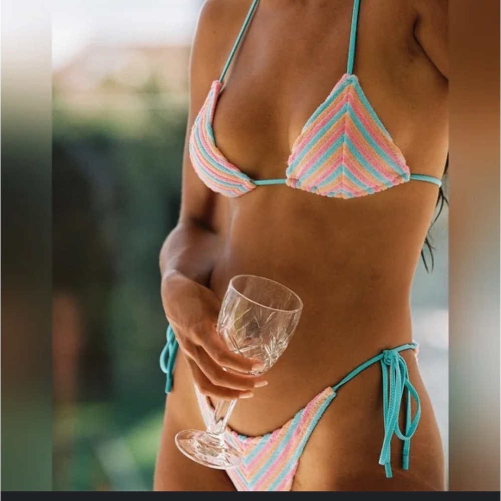 Triangl Bikini Set